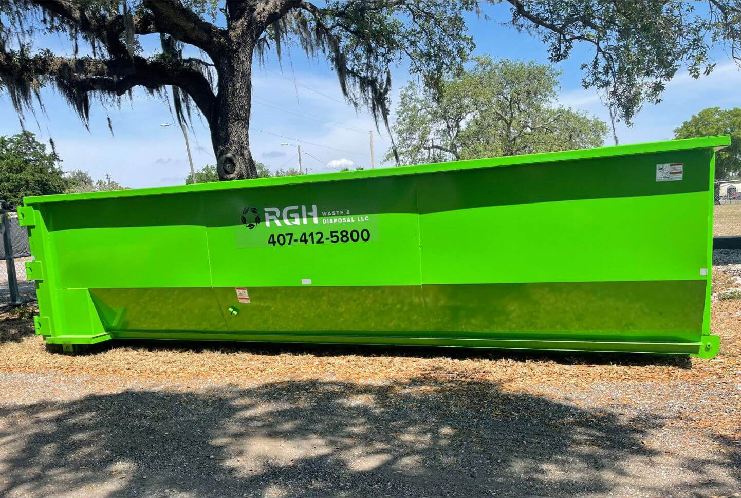 What Are the Benefits of Hiring a Roll Off Dumpster Rental Service?